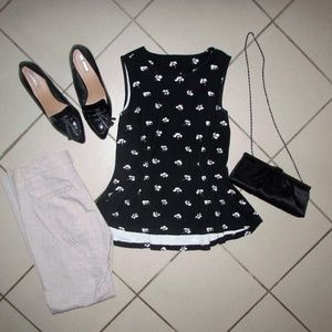 Black & White Floral Print Knit Top